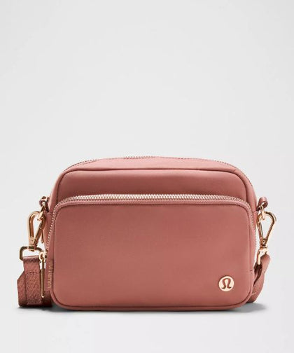LULULEM0N Clen Tas Selempang Wanita Branded